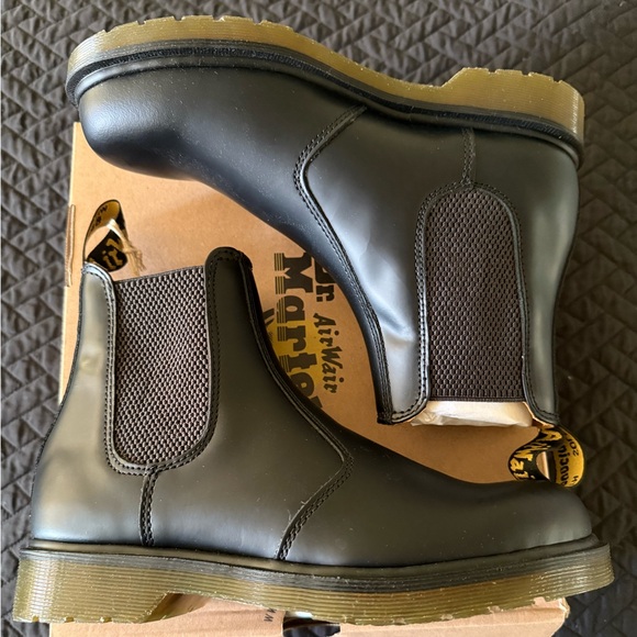 Dr. Martens Shoes - Dr. Martens Black 2976 Chelsea Boots